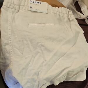 Old Navy Cream Casual Shorts